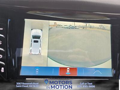 2017 Cadillac Escalade Luxury AWD - Photo 11 - Saint Cloud, MN 56301