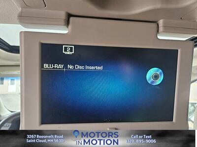 2017 Cadillac Escalade Luxury AWD - Photo 15 - Saint Cloud, MN 56301