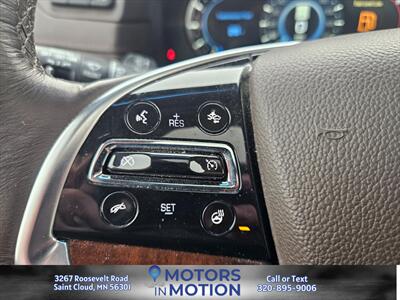2017 Cadillac Escalade Luxury AWD - Photo 14 - Saint Cloud, MN 56301