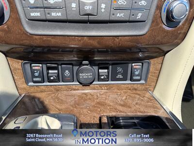 2016 INFINITI QX80 AWD   - Photo 21 - Saint Cloud, MN 56301