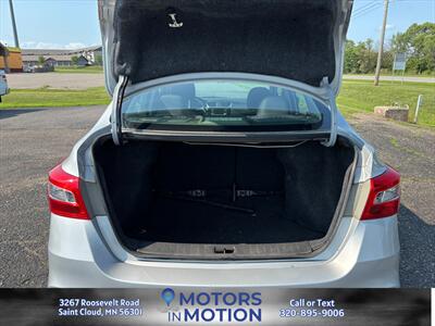 2017 Nissan Sentra SV   - Photo 14 - Saint Cloud, MN 56301