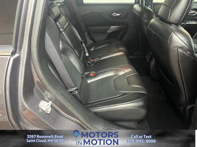 2019 Jeep Cherokee Limited 4WD   - Photo 18 - Saint Cloud, MN 56301