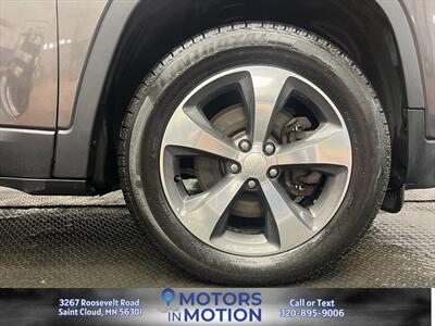 2019 Jeep Cherokee Limited 4WD   - Photo 20 - Saint Cloud, MN 56301