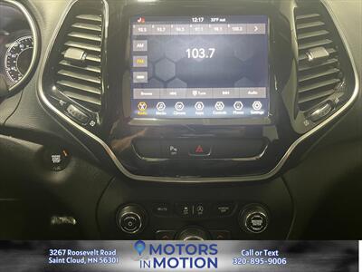 2019 Jeep Cherokee Limited 4WD   - Photo 13 - Saint Cloud, MN 56301