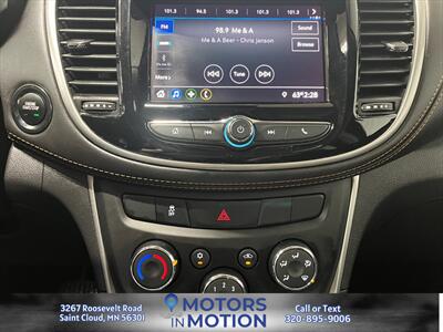 2020 Chevrolet Trax LT AWD   - Photo 12 - Saint Cloud, MN 56301