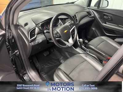 2020 Chevrolet Trax LT AWD   - Photo 9 - Saint Cloud, MN 56301