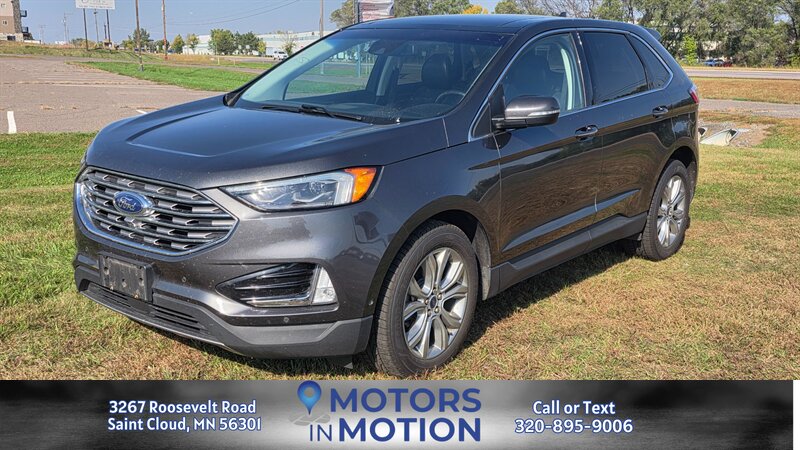 2019 Ford Edge Titanium AWD w/Sunroof  