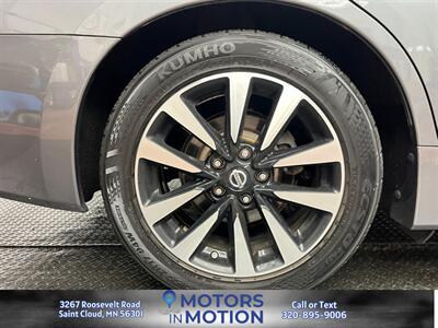 2018 Nissan Altima 2.5 SV   - Photo 19 - Saint Cloud, MN 56301