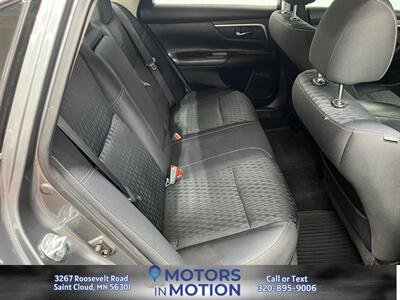 2018 Nissan Altima 2.5 SV   - Photo 16 - Saint Cloud, MN 56301