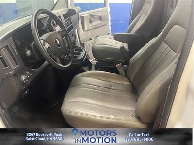 2015 Chevrolet Express 2500   - Photo 10 - Saint Cloud, MN 56301