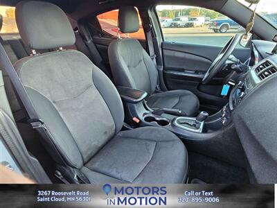 2011 Dodge Avenger Express   - Photo 16 - Saint Cloud, MN 56301