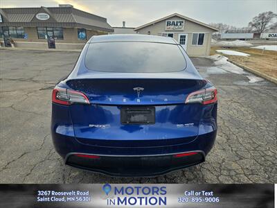 2021 Tesla Model Y Long Range AWD w Panoramic Glass Roof   - Photo 4 - Saint Cloud, MN 56301