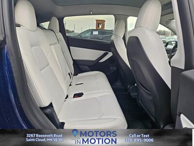2021 Tesla Model Y Long Range AWD w Panoramic Glass Roof   - Photo 18 - Saint Cloud, MN 56301