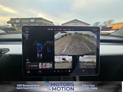 2021 Tesla Model Y Long Range AWD w Panoramic Glass Roof   - Photo 11 - Saint Cloud, MN 56301