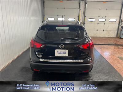 2018 Nissan Rogue Sport SL AWD w/Sunroof   - Photo 7 - Saint Cloud, MN 56301