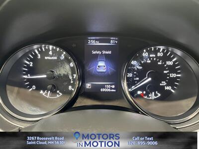 2018 Nissan Rogue Sport SL AWD w/Sunroof   - Photo 10 - Saint Cloud, MN 56301