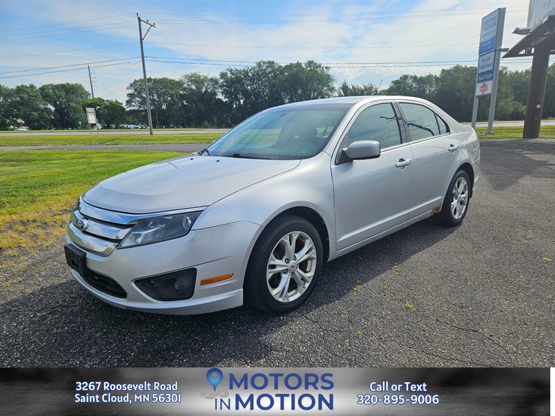 2012 Ford Fusion SE  