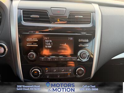 2015 Nissan Altima 2.5 S FWD - Photo 10 - Saint Cloud, MN 56301