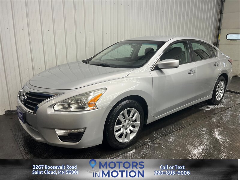 2015 Nissan Altima 2.5 S FWD  