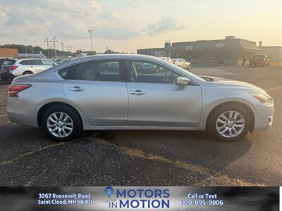 2015 Nissan Altima 2.5 S FWD - Photo 4 - Saint Cloud, MN 56301