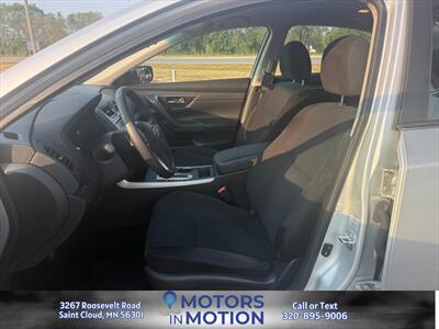 2015 Nissan Altima 2.5 S FWD - Photo 8 - Saint Cloud, MN 56301