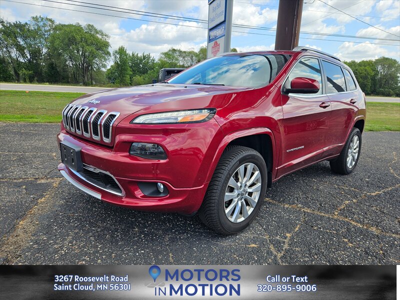 2017 Jeep Cherokee Overland AWD  