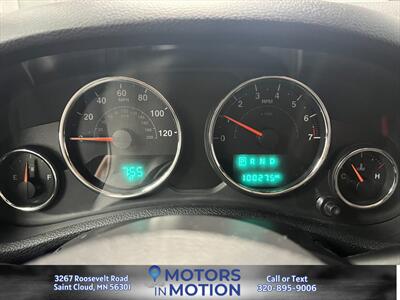 2018 Jeep Wrangler JK Unlimited Sahara 4x4 - Photo 12 - Saint Cloud, MN 56301