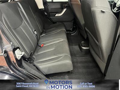 2018 Jeep Wrangler JK Unlimited Sahara 4x4 - Photo 16 - Saint Cloud, MN 56301