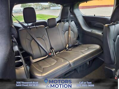 2019 Chrysler Pacifica Touring L Plus   - Photo 18 - Saint Cloud, MN 56301