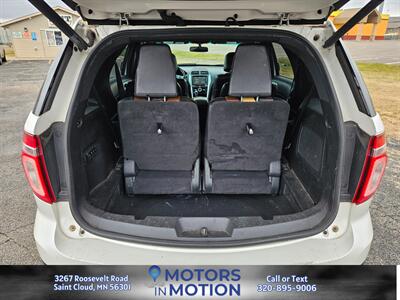 2011 Ford Explorer Limited 4WD w/Sunroof   - Photo 16 - Saint Cloud, MN 56301