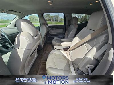 2011 Chevrolet Traverse LT   - Photo 15 - Saint Cloud, MN 56301