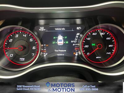 2016 Dodge Charger SXT AWD   - Photo 12 - Saint Cloud, MN 56301