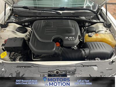 2016 Dodge Charger SXT AWD   - Photo 18 - Saint Cloud, MN 56301