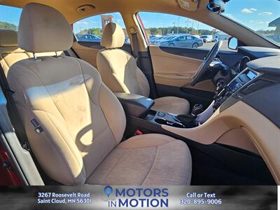 2013 Hyundai SONATA GLS   - Photo 16 - Saint Cloud, MN 56301