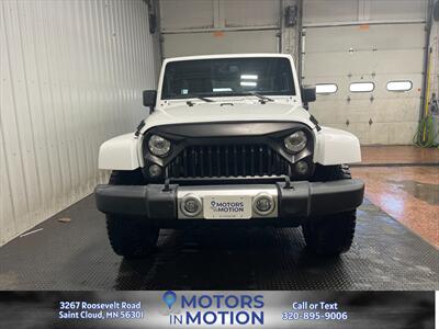 2017 Jeep Wrangler Unlimited Sahara 4x4   - Photo 8 - Saint Cloud, MN 56301