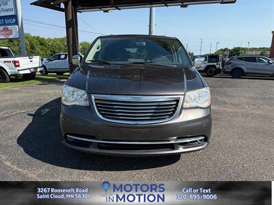 2016 Chrysler Town and Country Touring-L   - Photo 8 - Saint Cloud, MN 56301