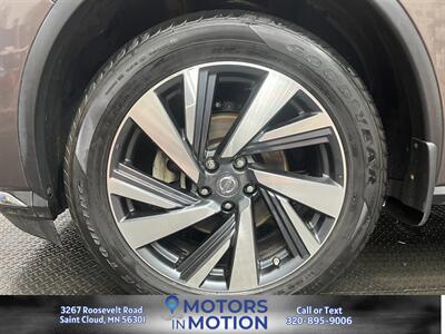 2017 Nissan Murano Platinum AWD w/Sunroof   - Photo 21 - Saint Cloud, MN 56301