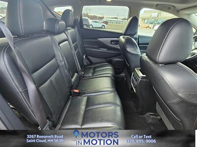 2017 Nissan Murano Platinum AWD - Photo 19 - Saint Cloud, MN 56301
