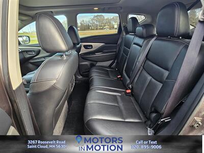 2017 Nissan Murano Platinum AWD - Photo 17 - Saint Cloud, MN 56301