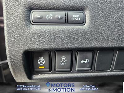 2017 Nissan Murano Platinum AWD - Photo 14 - Saint Cloud, MN 56301