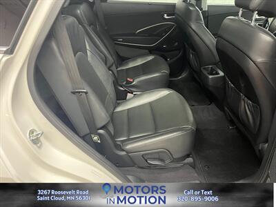 2017 Hyundai Santa Fe Limited Ultimate AWD w/Sunroof   - Photo 18 - Saint Cloud, MN 56301