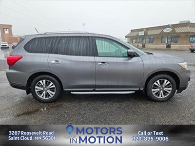 2017 Nissan Pathfinder S - Photo 5 - Saint Cloud, MN 56301