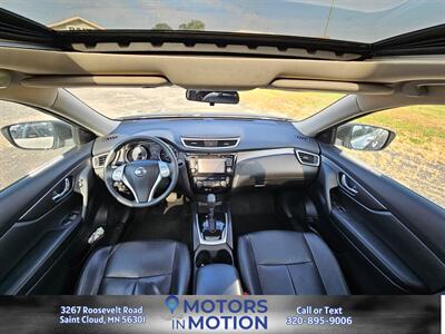 2016 Nissan Rogue SV AWD w/Sunroof   - Photo 11 - Saint Cloud, MN 56301
