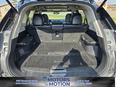 2016 Nissan Rogue SV AWD w/Sunroof   - Photo 17 - Saint Cloud, MN 56301