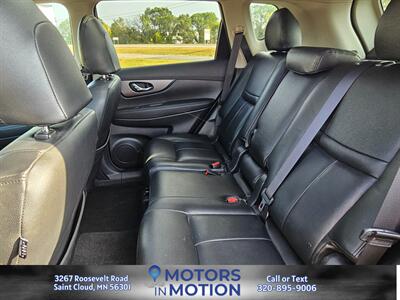 2016 Nissan Rogue SV AWD w/Sunroof   - Photo 15 - Saint Cloud, MN 56301