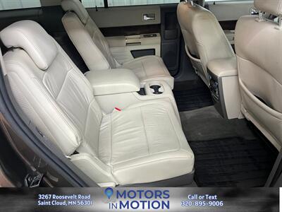 2011 Ford Flex SEL AWD 3rd row w/Sunroof   - Photo 17 - Saint Cloud, MN 56301
