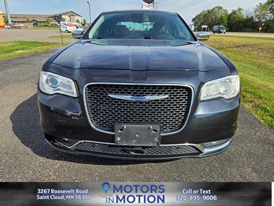 2018 Chrysler 300 Limited AWD - Photo 8 - Saint Cloud, MN 56301
