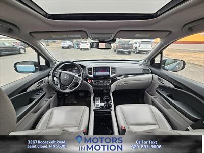2016 Honda Pilot Touring AWD w/Sunroof & DVD - Photo 10 - Saint Cloud, MN 56301