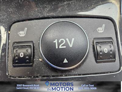 2013 Ford Escape Titanium AWD w/Panoramic Sunroof   - Photo 15 - Saint Cloud, MN 56301