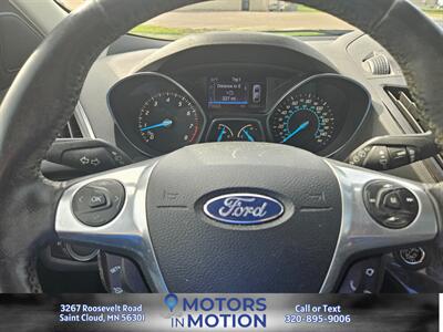 2013 Ford Escape Titanium AWD w/Panoramic Sunroof   - Photo 10 - Saint Cloud, MN 56301